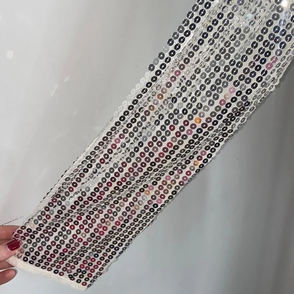 Endless Rose Silver Sequin Fringe Top - Picture 6 of 9